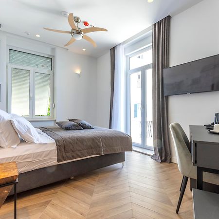 Casa Costabella Bed & Breakfast สปลิท ภายนอก รูปภาพ