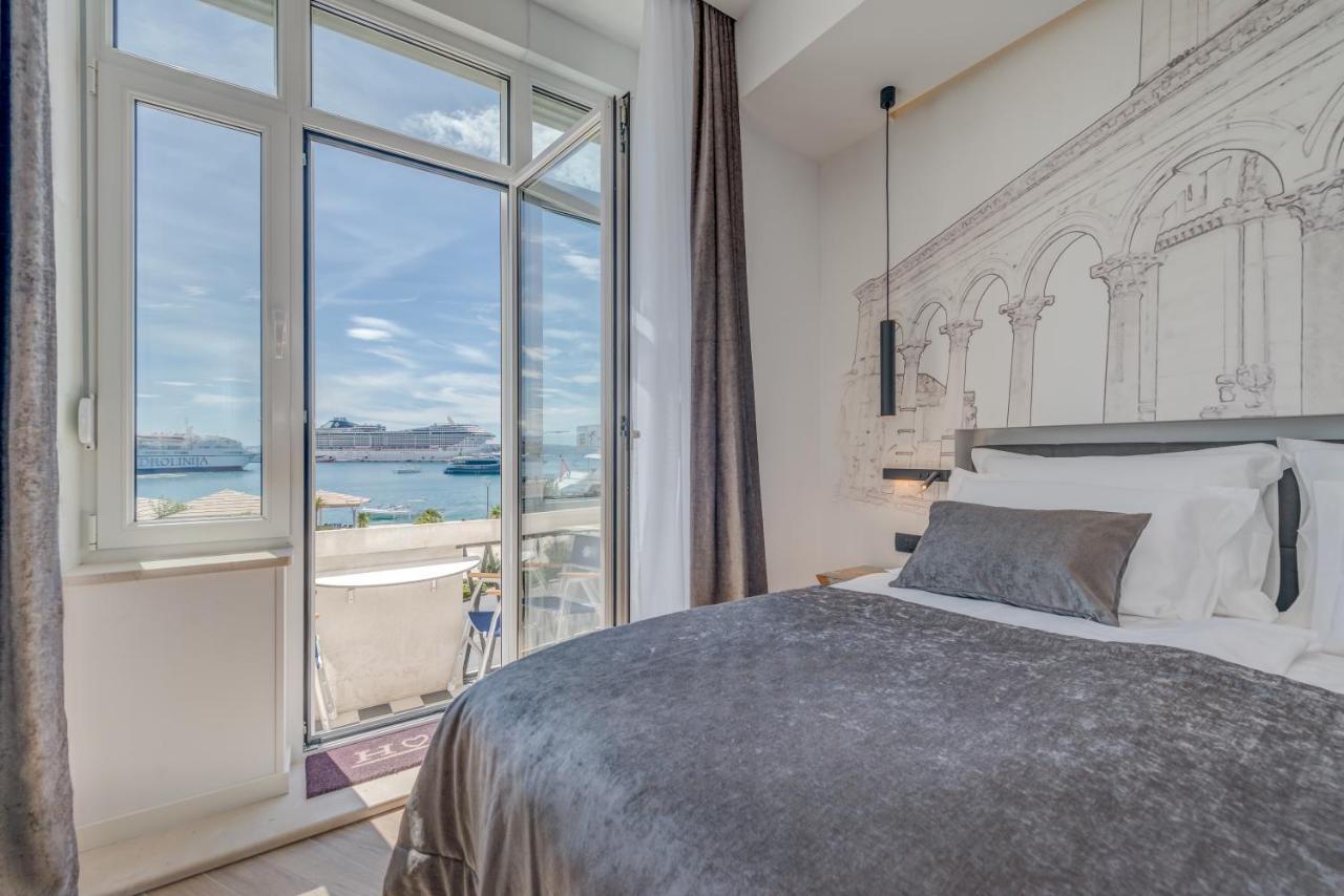 Casa Costabella Bed & Breakfast สปลิท ภายนอก รูปภาพ