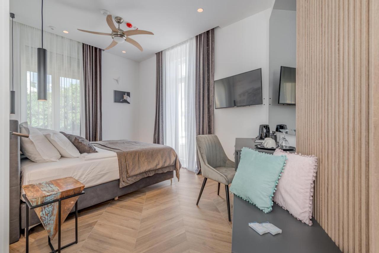 Casa Costabella Bed & Breakfast สปลิท ภายนอก รูปภาพ